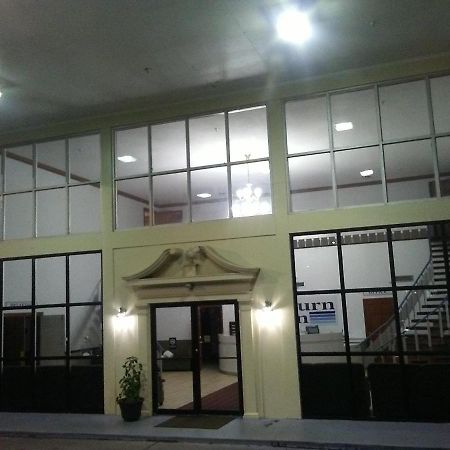 Ashburn Inn Of Manning Extérieur photo